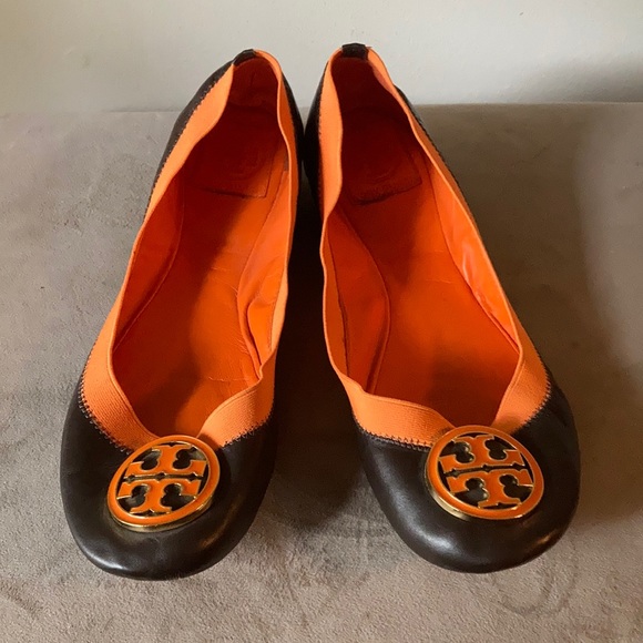 Tory Burch Shoes - Tory Burch brown and orange ballet flats. Size 9